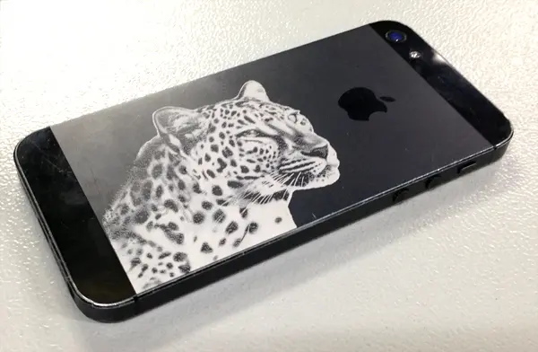 iPhone graviran iPhone graviran