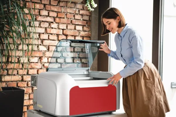 Trotec Laser Speedy 50 - CO2 laserski gravirni in rezalni stroj